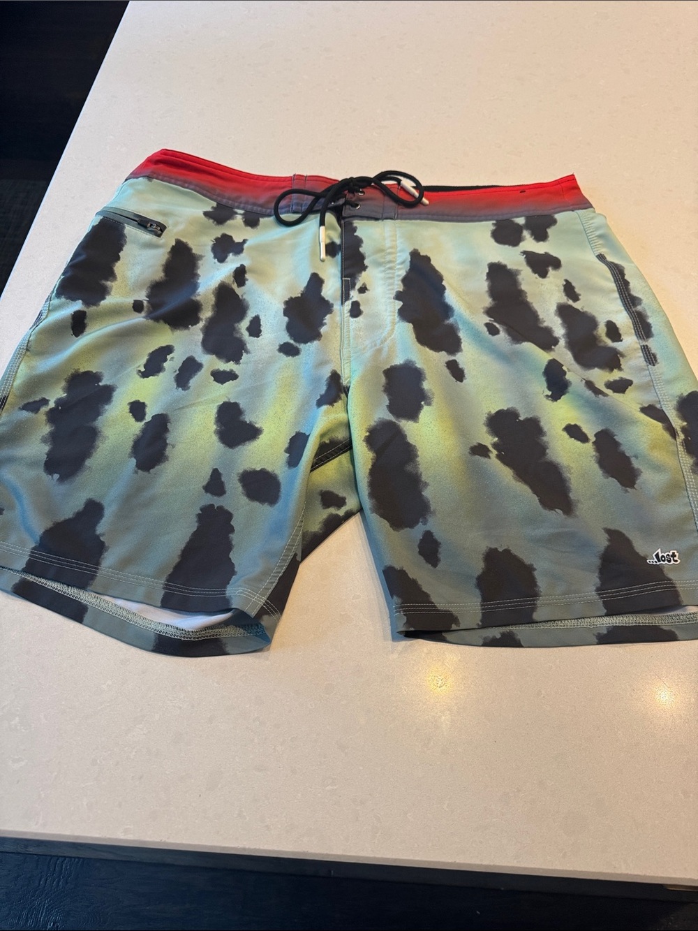 Lost Men's Green Camo Athletic Shorts with Red Waistband